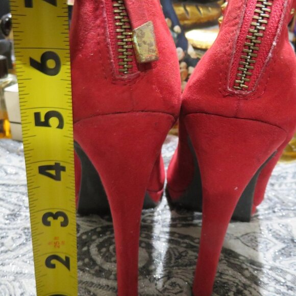 BOGO Mossimo Vibrant Red Suede High Heeled Ankle Booties Studded Embellished 9 - Picture 4 of 16